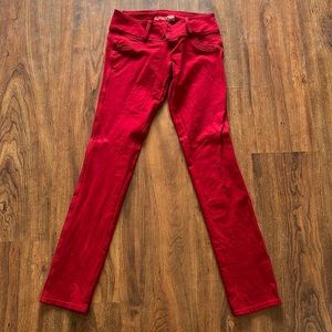 Red skinny pants